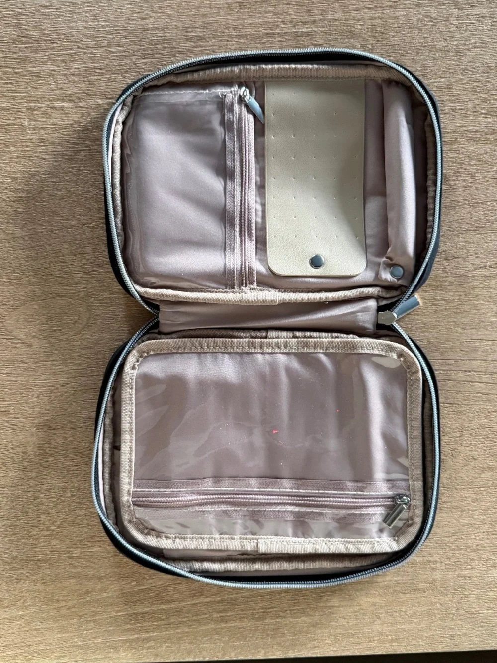 BELALIFE Black Quilted Travel Jewelry Case Organizer NWOT